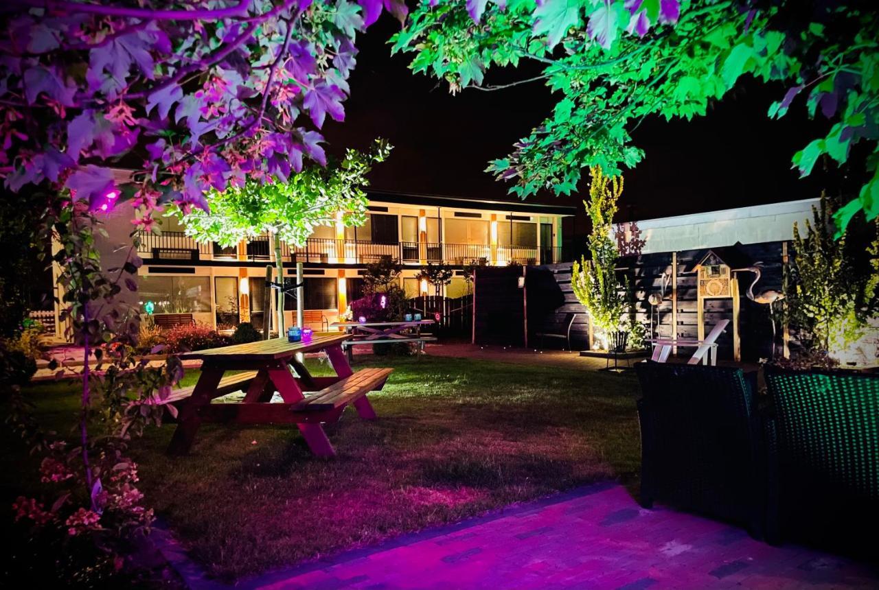 Flamingo Studio'S Zeeland Schoondijke Exterior foto